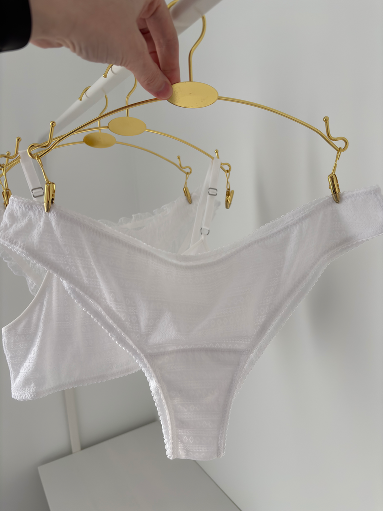 White Set